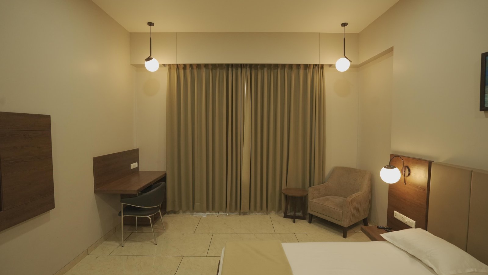 Deluxe Room — 2