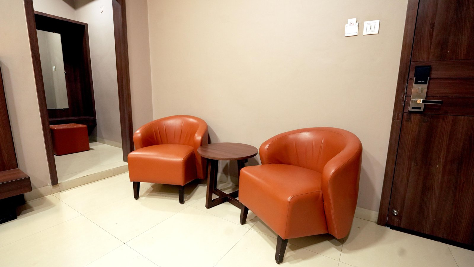 Deluxe Room — 6